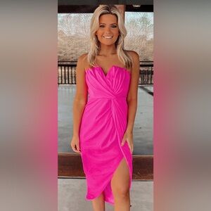 Hot pink cocktail dress - Size S